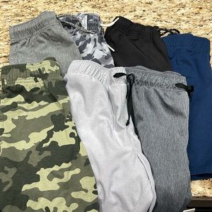 Lot of 7 boys shorts size 7